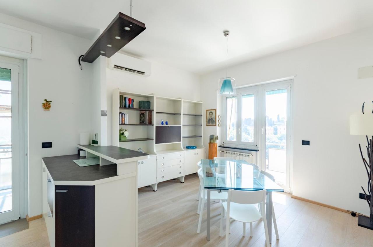 Апартаменти Joivy Great Flat With Sea View Генуя Екстер'єр фото
