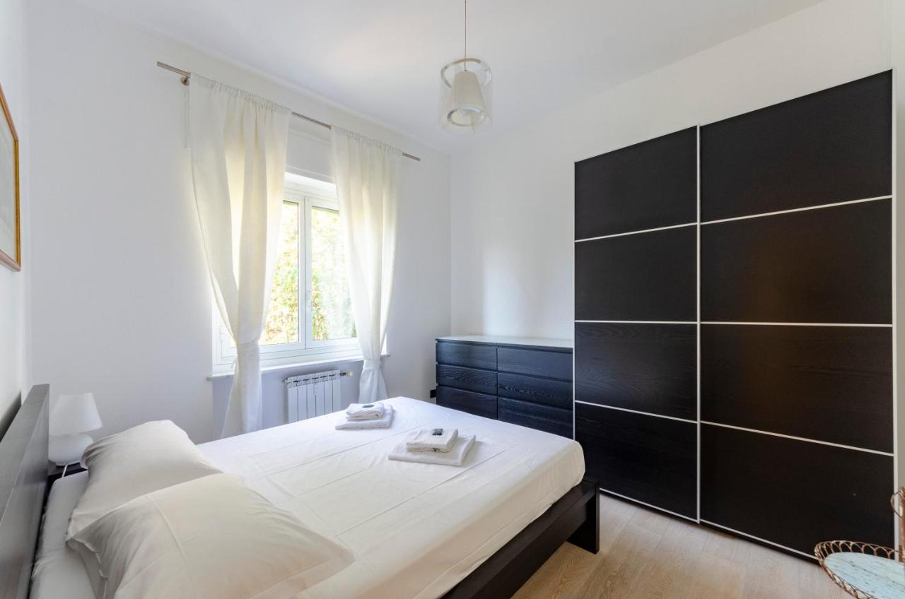 Апартаменти Joivy Great Flat With Sea View Генуя Екстер'єр фото